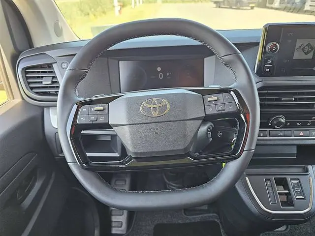 Toyota pro-ace