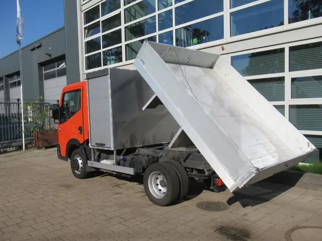 Renault Maxity