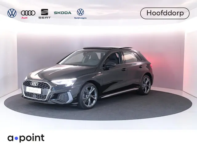 Audi A3 Sportback 40 TFSI e S-Line 204 pk S-tronic | SOH 99% | Private lease vanaf €603,- | Panorama...