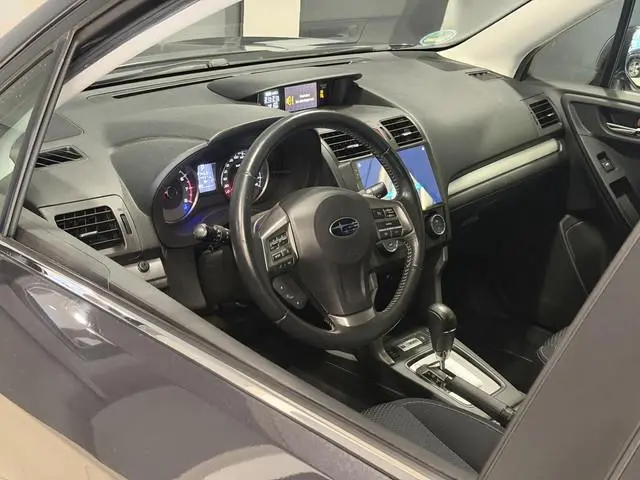Subaru Forester 2.0 Luxury | Trekhaak | Apple Carplay | Android | PDC |