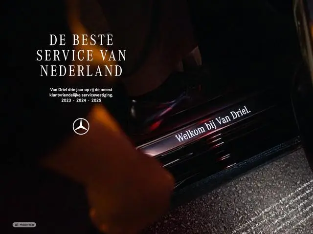 Mercedes-Benz GLC-klasse Coupé GLC 300 e 4MATIC AMG Line | Achterasbesturing Pano Trekhaak HUD Burme...