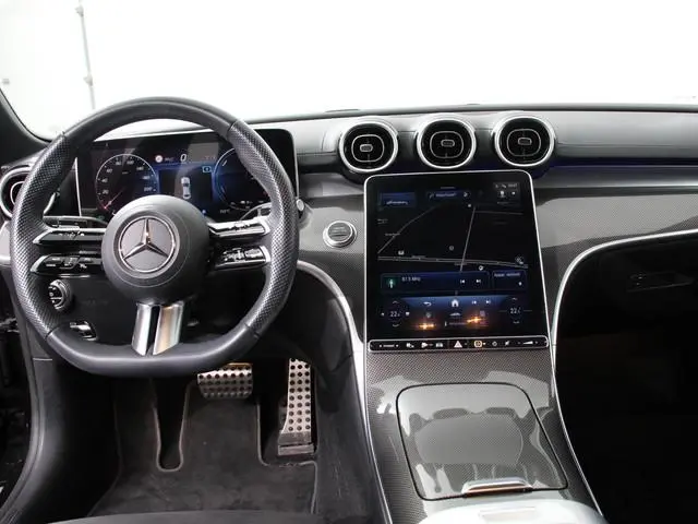 Mercedes-Benz C-klasse 300e AMG Line sedan Automaat Climate control Adaptieve cruise control Parkeer...