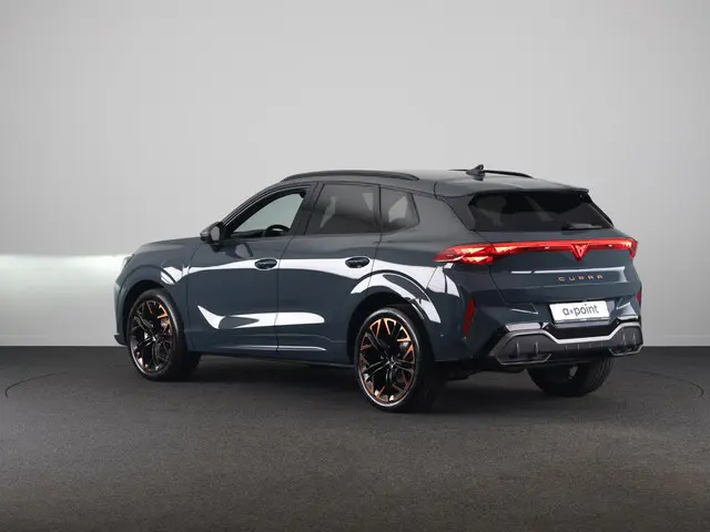 CUPRA Terramar 1.5 TSI e-Hybrid Business 201PK | 20 Inch | Sennheiser | Elektrisch verstelbare voors...