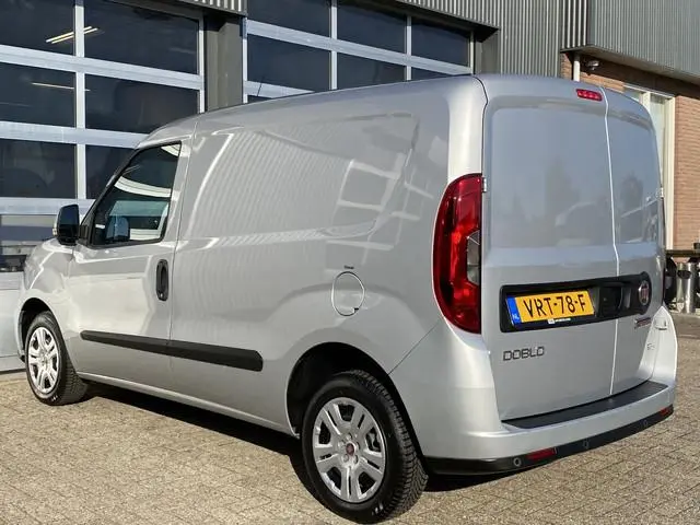 Fiat Doblò Cargo 1.3 MJ L1H1 SX 90pk Btw en Bpm vrij Airco Cruise controle Navigatie Tussenschot Par...