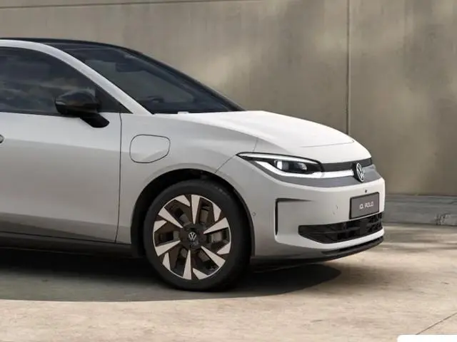 Volkswagen ID. Polo Style First Edition 52 kWh accu, 211 PK · Rondomzichtcamera · voorstoelen & stuu...