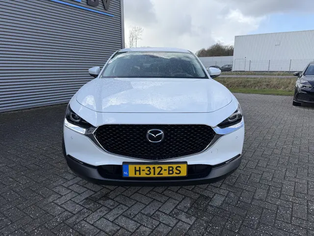 Mazda CX-30 2.0 e-SkyActiv-X M Hybrid 180 PK Luxury Leder Bose Sound Trekhaak Carplay Stoelverwarmin...