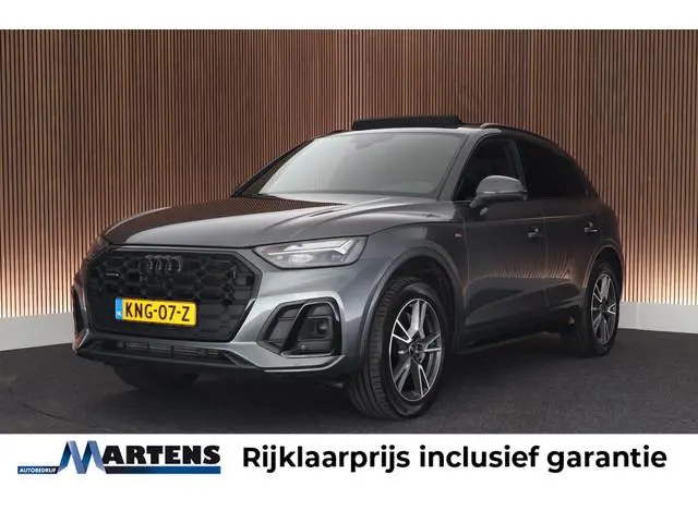 Audi Q5 50 TFSI e 299pk S edition Trekhaak Camera Keyless Stoelverwarming Panoramadak Navigatie 2x S...