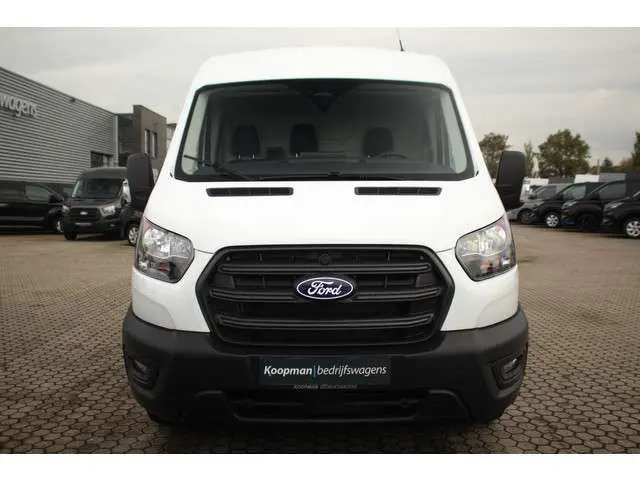 Ford Transit 350 2.0TDCI 130pk L2H2 Trend | Camera | Carplay/Android | Cruise | Lease 591,- p/m