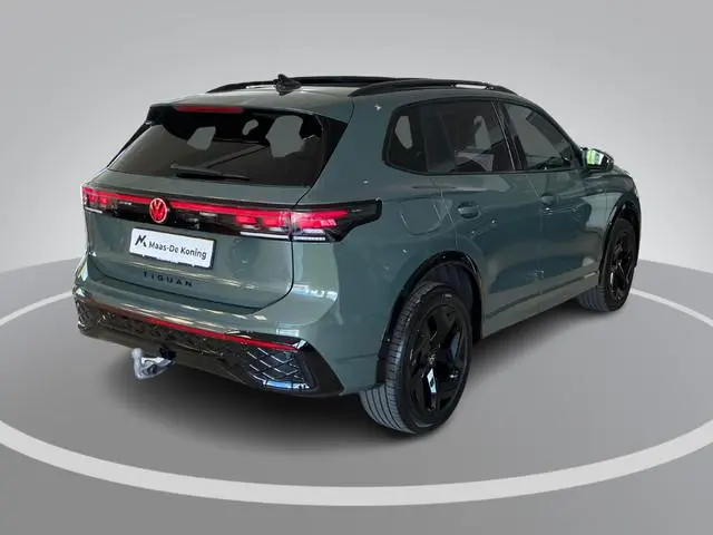 Volkswagen Tiguan 1.5eHybrid 150kW/204PK R-Line Black Style DSG · Panoramadak · Leder · Trekhaak · H...