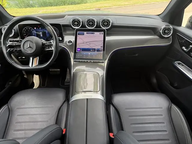 Mercedes-Benz GLC-klasse 300e 4MATIC AMG Line ** Panodak ** Focal Audio ** HUD ** NL Auto ** NAP **...