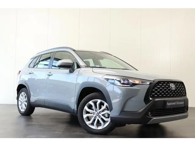 Toyota Corolla Cross Hybrid 140 Style Limited, Blind Spot stuur- en stoelverwarming