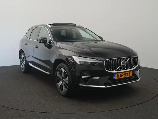 Volvo XC60 2.0 T6 Plug-in hybrid AWD Essential Bright - RIJKLAARPRIJS - All Seasonbanden - Achteruit...