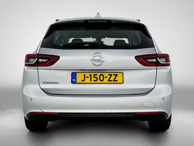Opel Insignia Sports Tourer 1.5 Turbo Business Executive Parkeersensoren voor en achter ||