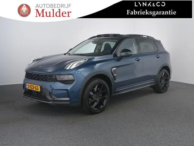 Lynk & Co 01 1.5 | Black pakket | Afneembare trekhaak | Pano | 360 Camera |