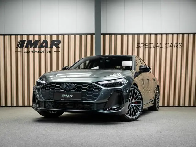 Audi A5 Limousine 2.0 e-hybrid quattro S edition Competition voorzien van alle bedenkbare opties!!!!