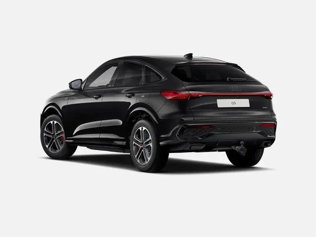 Audi Q5 Sportback 2.0 TFSI e-hybrid quattro S edition Competition 367 PK · Tech pro · Glazen panoram...