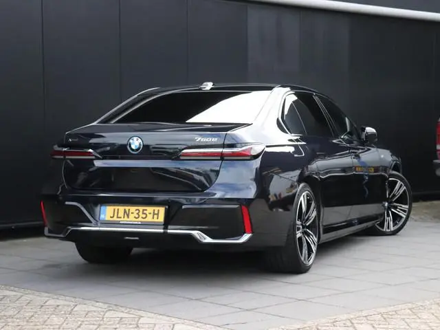 BMW 7-serie 750e xDrive | M SPORT | B&W | MEMORY | PANO |  FOND- THEATER | 4W. STEERING | LEDER | 36...