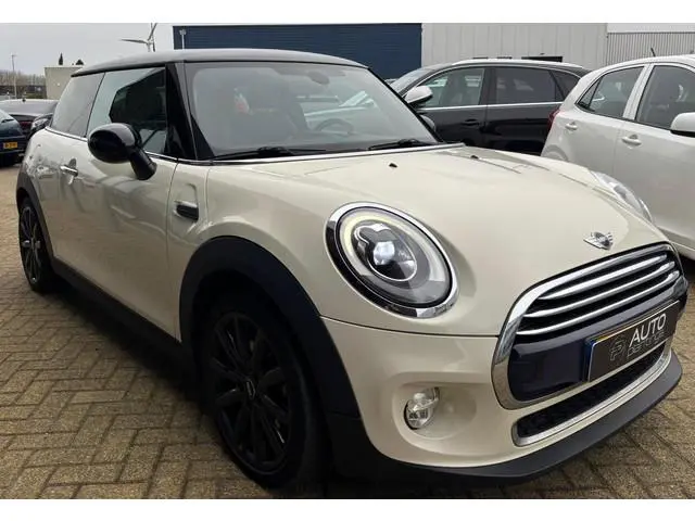 MINI Cooper 1.5 Chili Business 136PK | NL AUTO | Nette Staat | Elektrisch Schuif Kanteldak | Wired P...