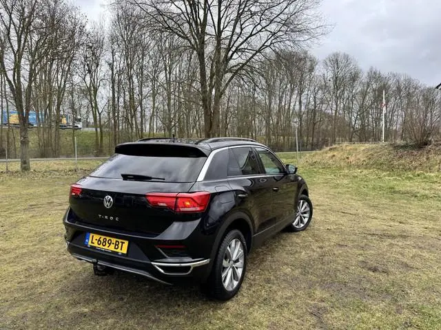 Volkswagen T-Roc 1.5 TSI 150PK Sport | TREKHAAK 1.500KG | ADAP. CRUISE | BLINDSPOT | LED | STOELVERW...