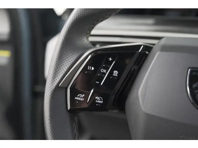 Peugeot 5008 1.2 Hybrid 145 GT 7p | Adaptieve Cruise Control | Camera | Elektrische Kofferklep | Sto...