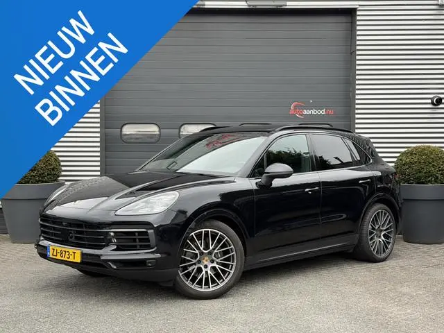 Porsche Cayenne 3.0 Sport Chrono | Panoramadak | 360* Camera | Bose | Stoelventilatie/Verwarming | 2...