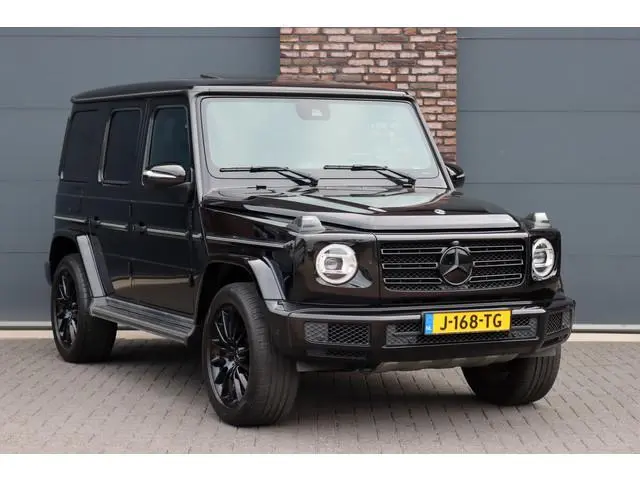 Mercedes-Benz G-klasse 500 V8 | Schuifdak | Distronic+ | Standkachel | Burmester | Massage | Leder E...