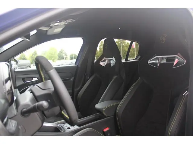 Abarth 600e SCORPIONISSIMA 280PK 54 kWh | SABELT PERFORMANCE SPORT STOELEN/BEKLEDING | ENGINE SOUND...