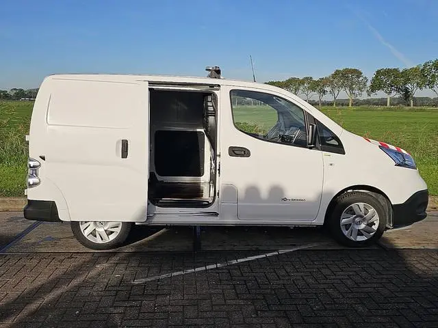 Nissan NV200