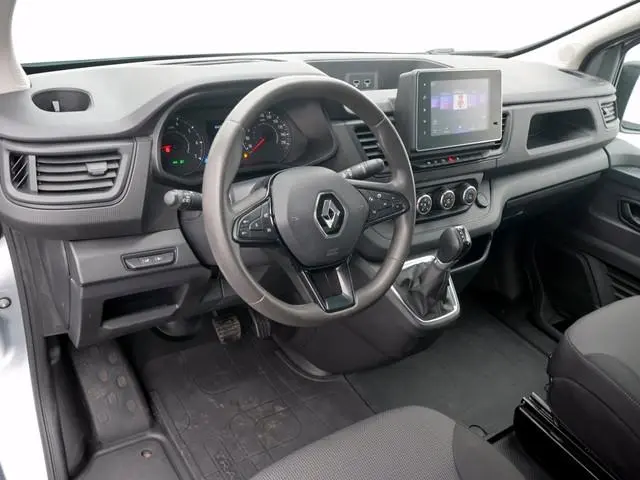 Renault Trafic 2.0 dCi T30 L2H1 Comfort | Trekhaak 1.690kg | Apple Carplay / Android Auto