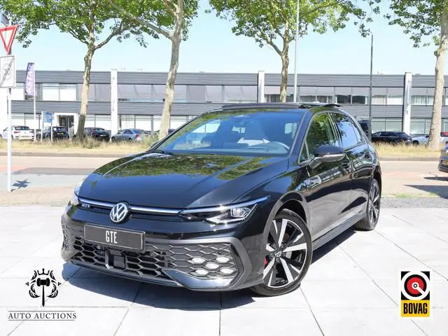 Volkswagen Golf GTE 1.5 eHybrid 272PK | Panodak | Leer | 360° | Garantie 2031 | Head-up | Stoel Vent...