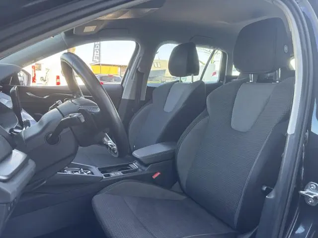 ŠKODA Octavia Combi 1.0 e-TSI Business Edition | Sfeerverlichting | Parkeersensoren | Apple Carplay...