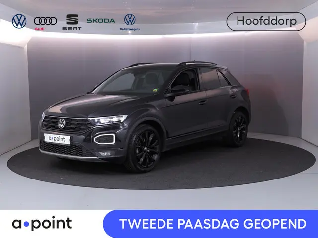 Volkswagen T-Roc 1.5 TSI Sport 150 PK DSG | Navigatie | Black Style pakket | Parkeercamera |