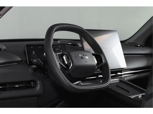 Geely Starray EM-i