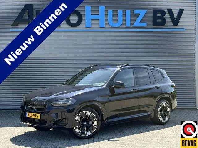 BMW iX3 High Executive 80 kWh M Sport Panoramadak 20 Inch Harman-Kardon Trekhaak Leder Carplay 360 C...