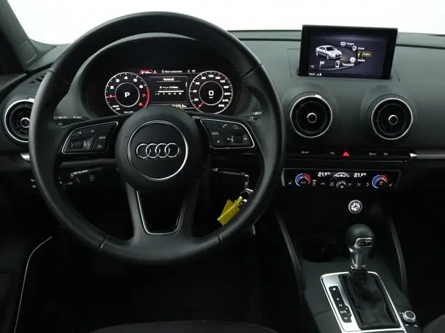 Audi A3 Limousine 35 TFSI 150PK S-Tronic S-Line | B&O Audio | Navigatie | Cruise