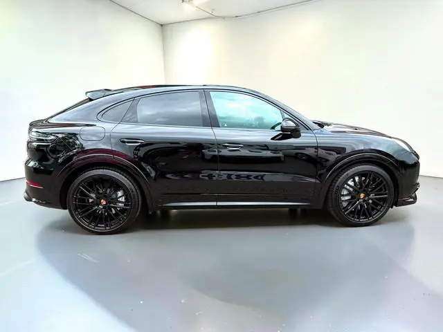 Porsche Cayenne 4.0 Turbo 405kW/550pk Tiptronic S Techart! PANODAMADAK + LUCHTVERING + SPORT DESIGN...
