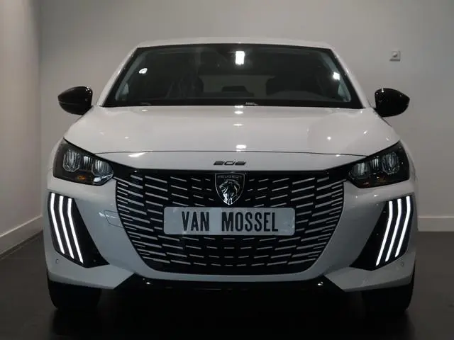 Peugeot 208 Hybrid 110 e-DCS6 Allure NAVIGATIE - AUTOMAAT - VOORRAAD