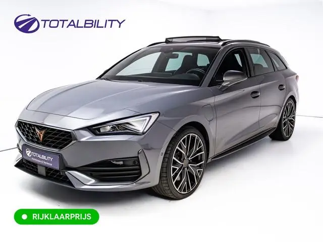 CUPRA Leon Sportstourer 1.4 e-Hybrid VZ Performance | Pano dak | Elec. klep | Stoel- & stuurverw. |...