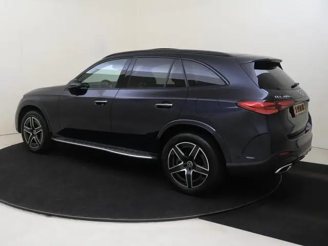 Mercedes-Benz GLC-klasse 300e 4MATIC AMG Line / Memory-Stoelen / Headup-Display / Panaromadak / Nigh...