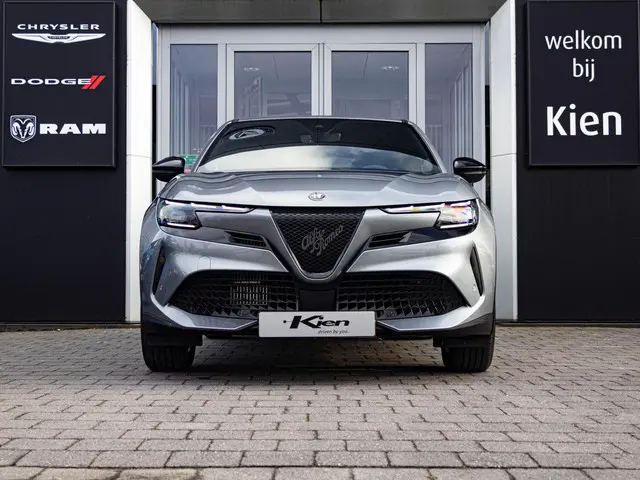 Alfa Romeo Junior