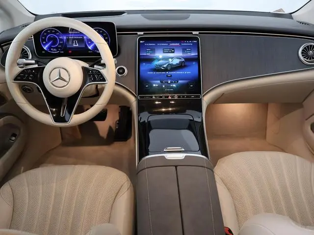 Mercedes-Benz EQS