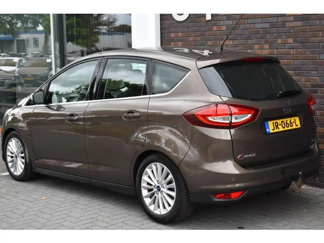 Ford C-Max 125PK Titanium ECC LMV NAVI TREKHAAK