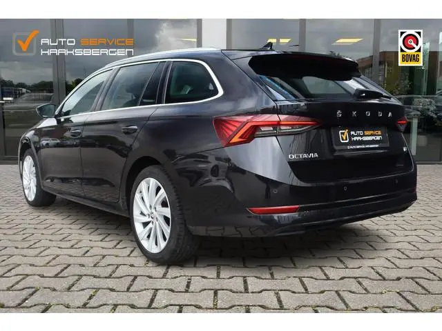 ŠKODA Octavia Combi 1.4 TSI iV PHEV Business Edition | Camera | LED | 18 Inch |
