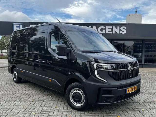 Renault Master E-Tech T35 L2H2 Advance Long Range 87 kWh 143pk | Trekhaak | Navi | Camera | 270gr. d...