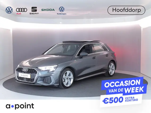 Audi A3 Sportback 30 TFSI S edition 110 pk S-tronic | Navigatie | Panoramadak | Parkeersensoren (Par...