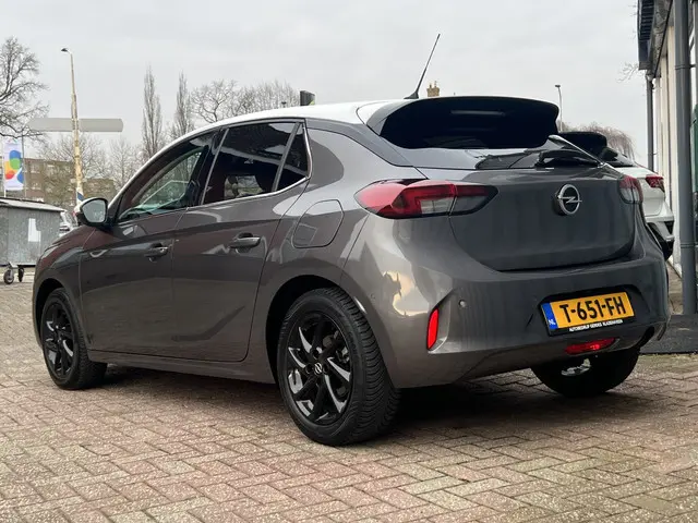 Opel Corsa 1.2 GS Line | AUTOMAAT | CAMERA | CARPLAY | LED |