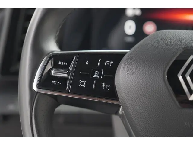 Renault Megane E-Tech EV60 Optimum Charge Iconic | 360 Camera | Harman Kardon | Stoelmassage | Dodeh...