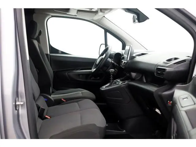 Toyota PROACE CITY 1.2 Turbo 110pk Comfort Benzine Airco/Navi/Camera 03-2023