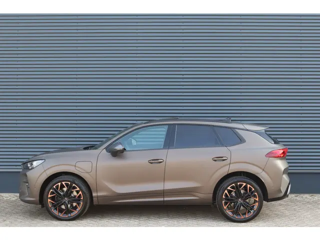 CUPRA Terramar 1.5 e-Hybrid 272pk VZ Performance Pano/Matrix LED/Headup/Sennheiser/360/Keyless/ACC/D...