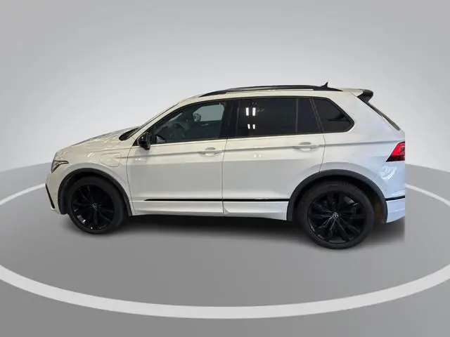 Volkswagen Tiguan 1.4 TSI 245pk DSG eHybrid R-Line Business · Leder · 360 Camera · Wegklapbare Trekh...